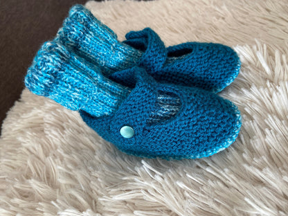 Babyschuhe mit Socken