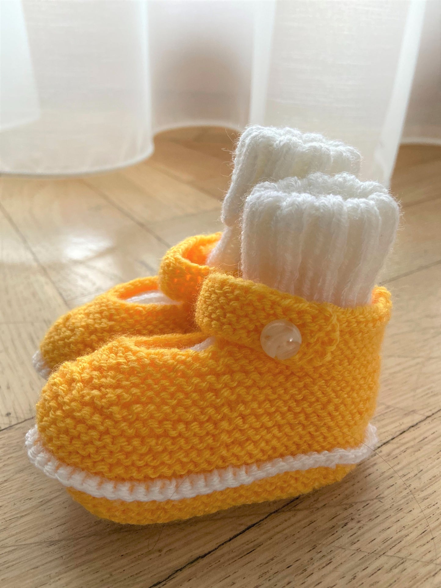 Babyschuhe mit Socken